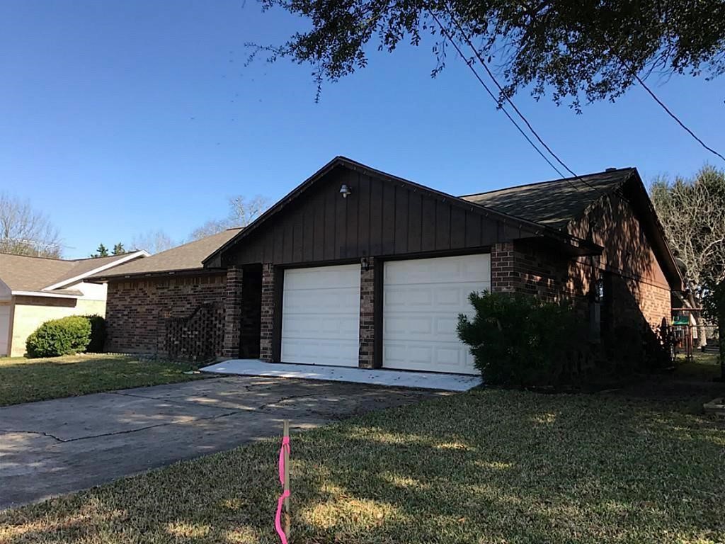 423 N Meinecke Street Bellville TX 77418