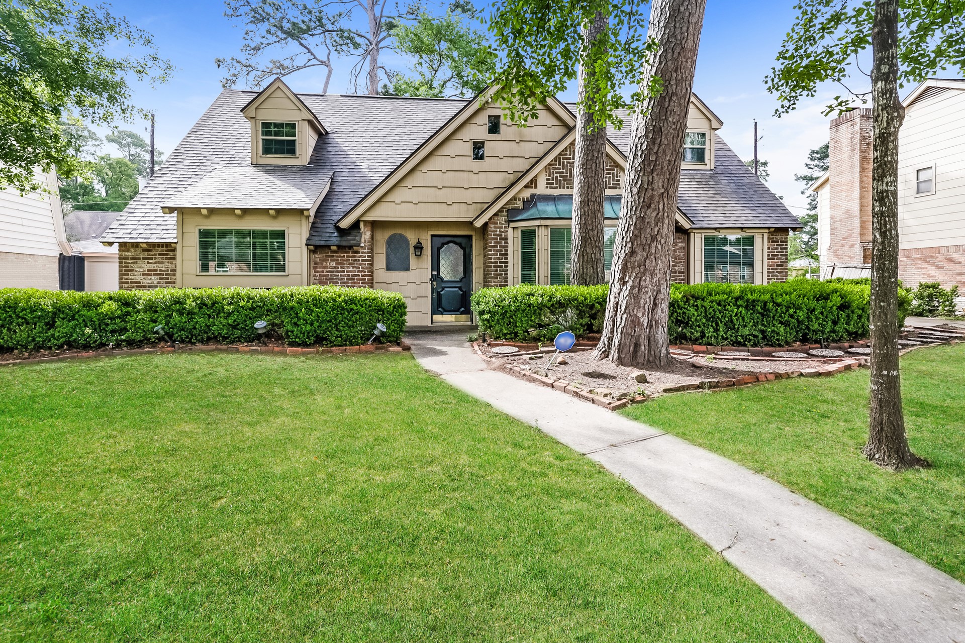 1415 Pine Gap Drive Houston TX 77090