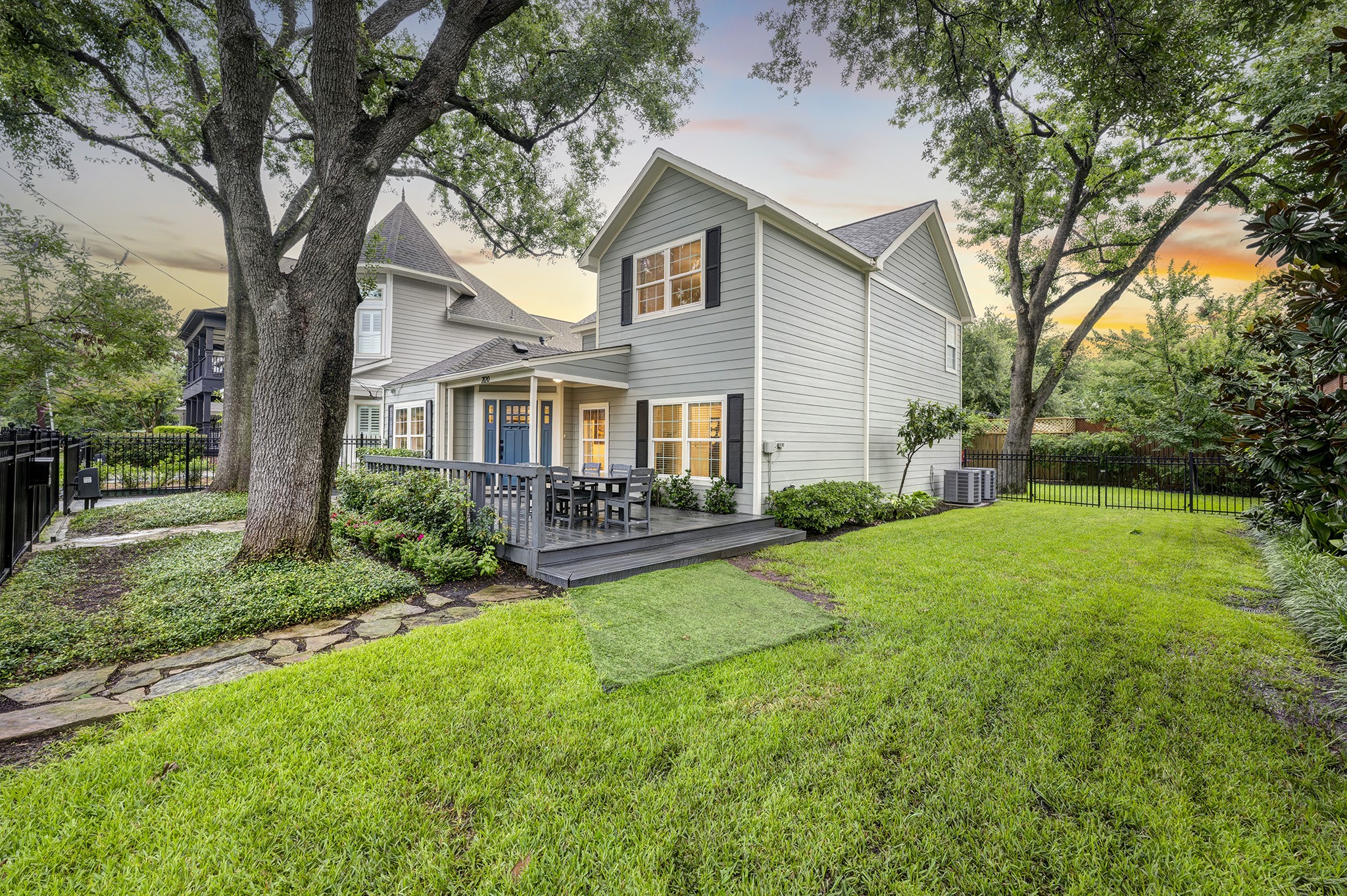 2120 Gostick Street Houston TX 77008