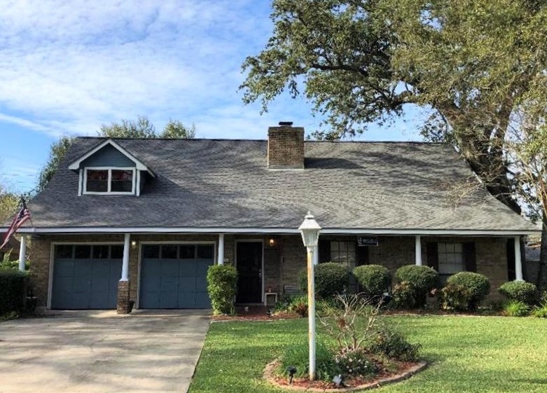 126 Mesquite Street Lake Jackson TX 77566