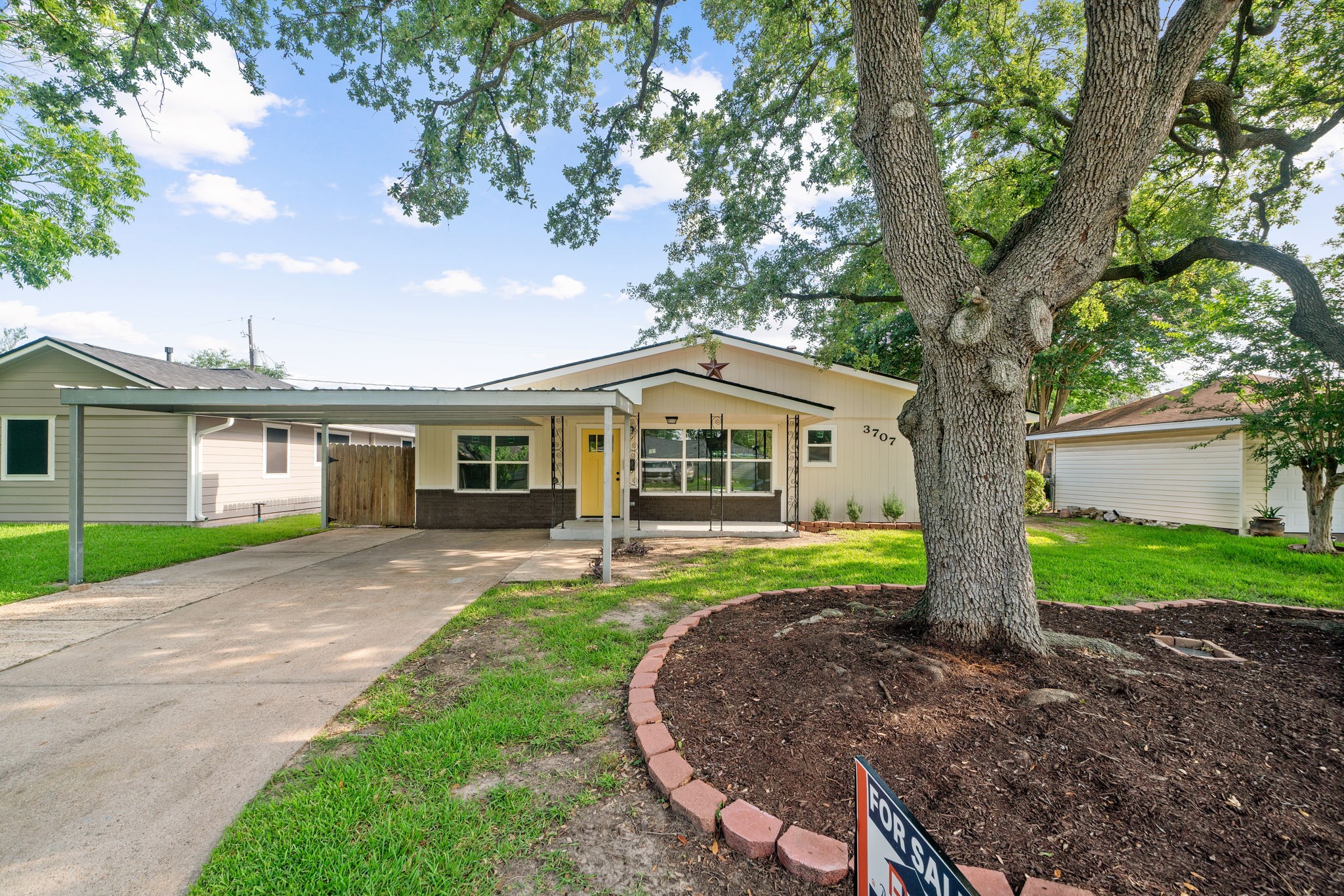 3707 Longwood Drive Pasadena TX 77503
