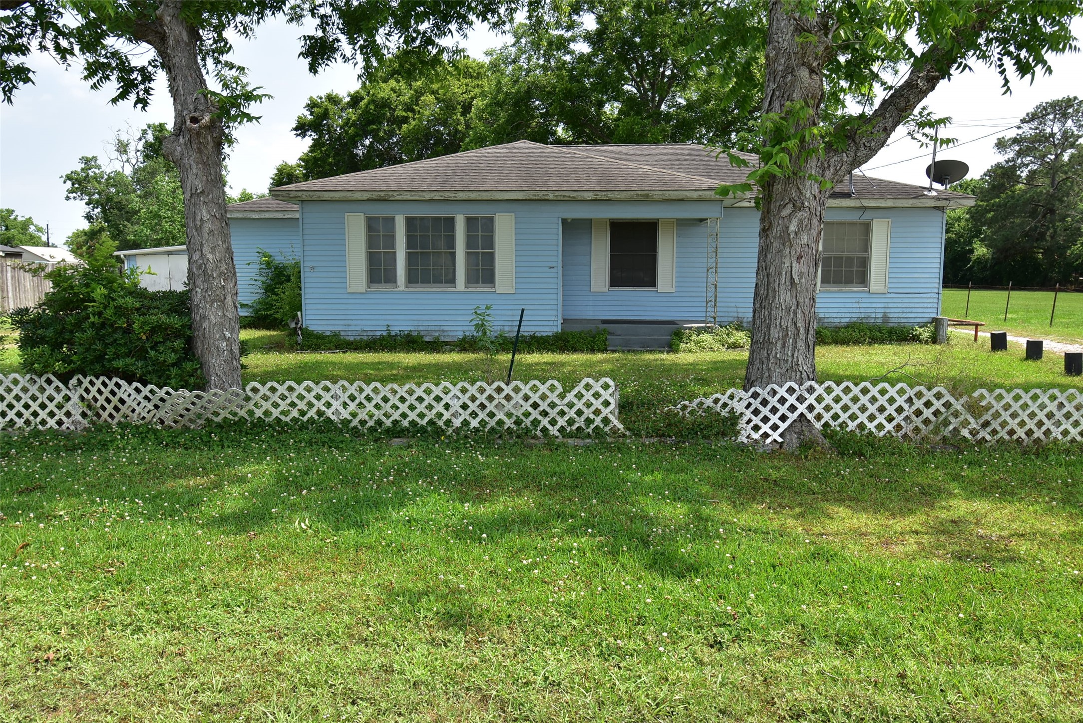 2200 Horn Road Bay City TX 77414