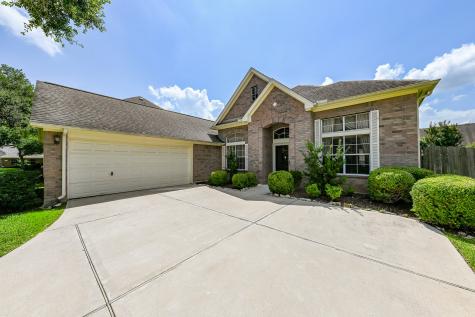 5811 Saber River Sugar Land TX 77479