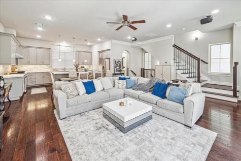 5906 Maxie Street Houston TX 77007