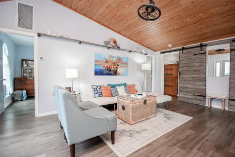 16630 Bermuda Way Jamaica Beach TX 77554