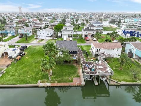 16630 Bermuda Way Jamaica Beach TX 77554