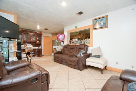 16005 Old Richmond Road Sugar Land TX 77498