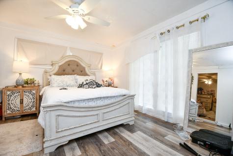 16005 Old Richmond Road Sugar Land TX 77498