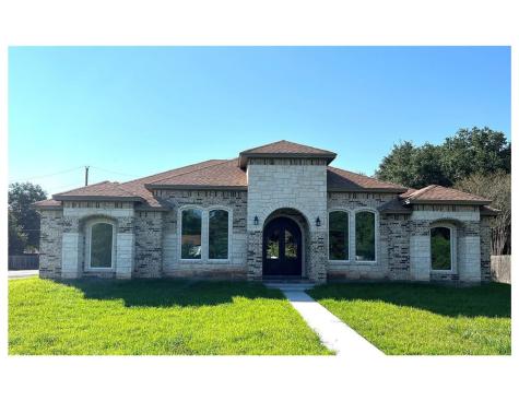 2832 Golden Avenue Bay City TX 77414