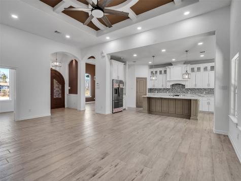 2832 Golden Avenue Bay City TX 77414