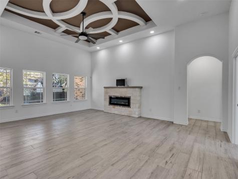2832 Golden Avenue Bay City TX 77414