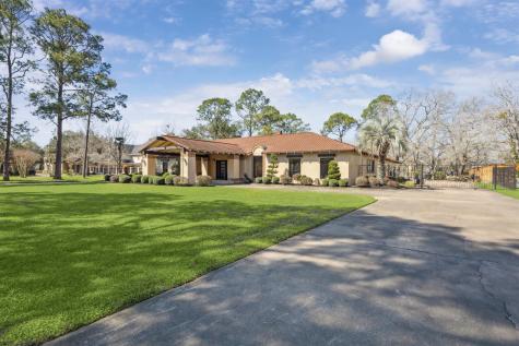 1004 Tall Pines Drive Friendswood TX 77546