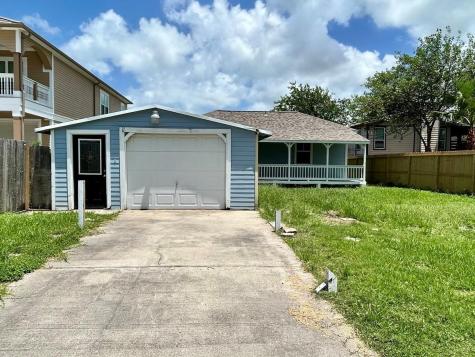 1133 9th Street Dickinson TX 77539