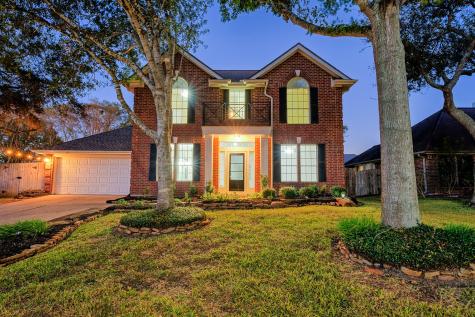 1811 Oakbrook Circle Pearland TX 77581
