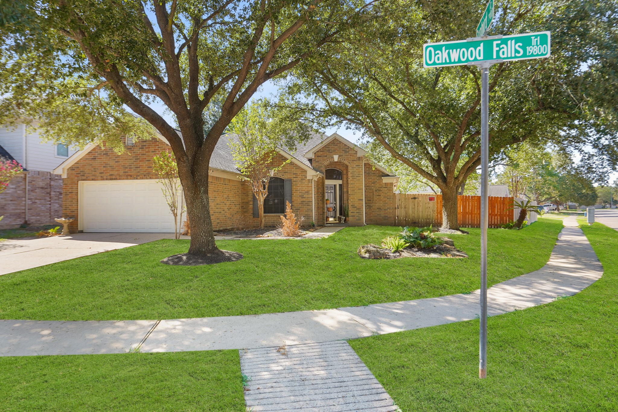 19819 Oakwood Falls Trail Houston TX 77084
