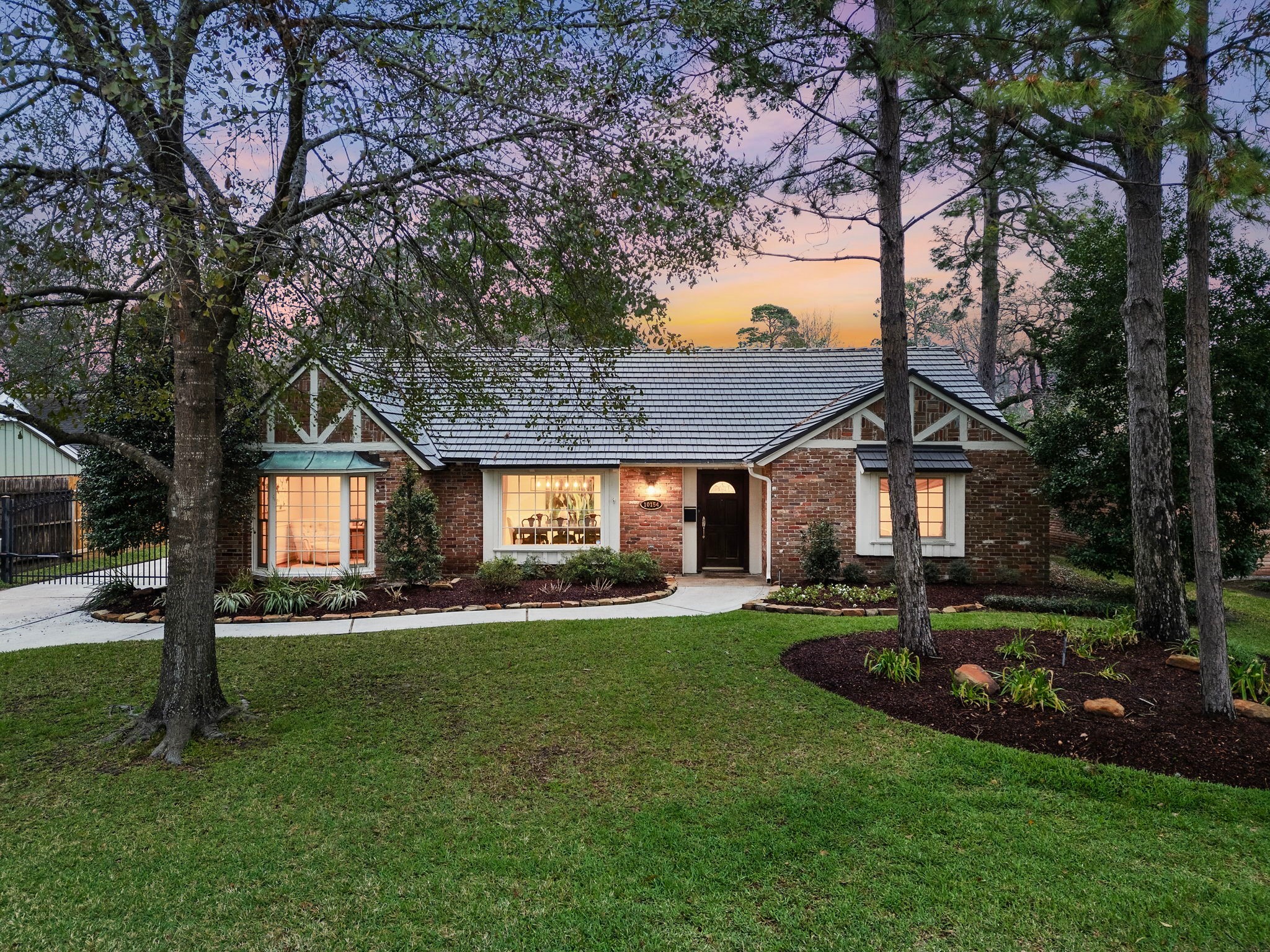 10154 Whiteside Lane Houston TX 77043