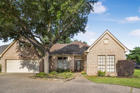 46 La Costa Drive Montgomery TX 77356