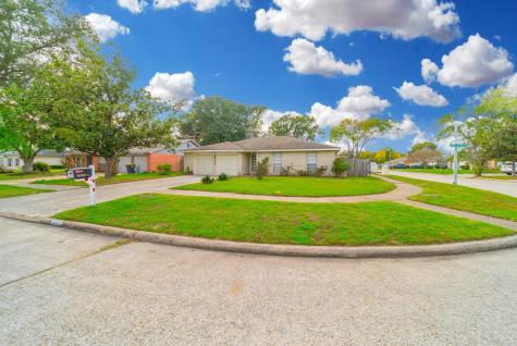 9727 Rapid River Lane Houston TX 77086