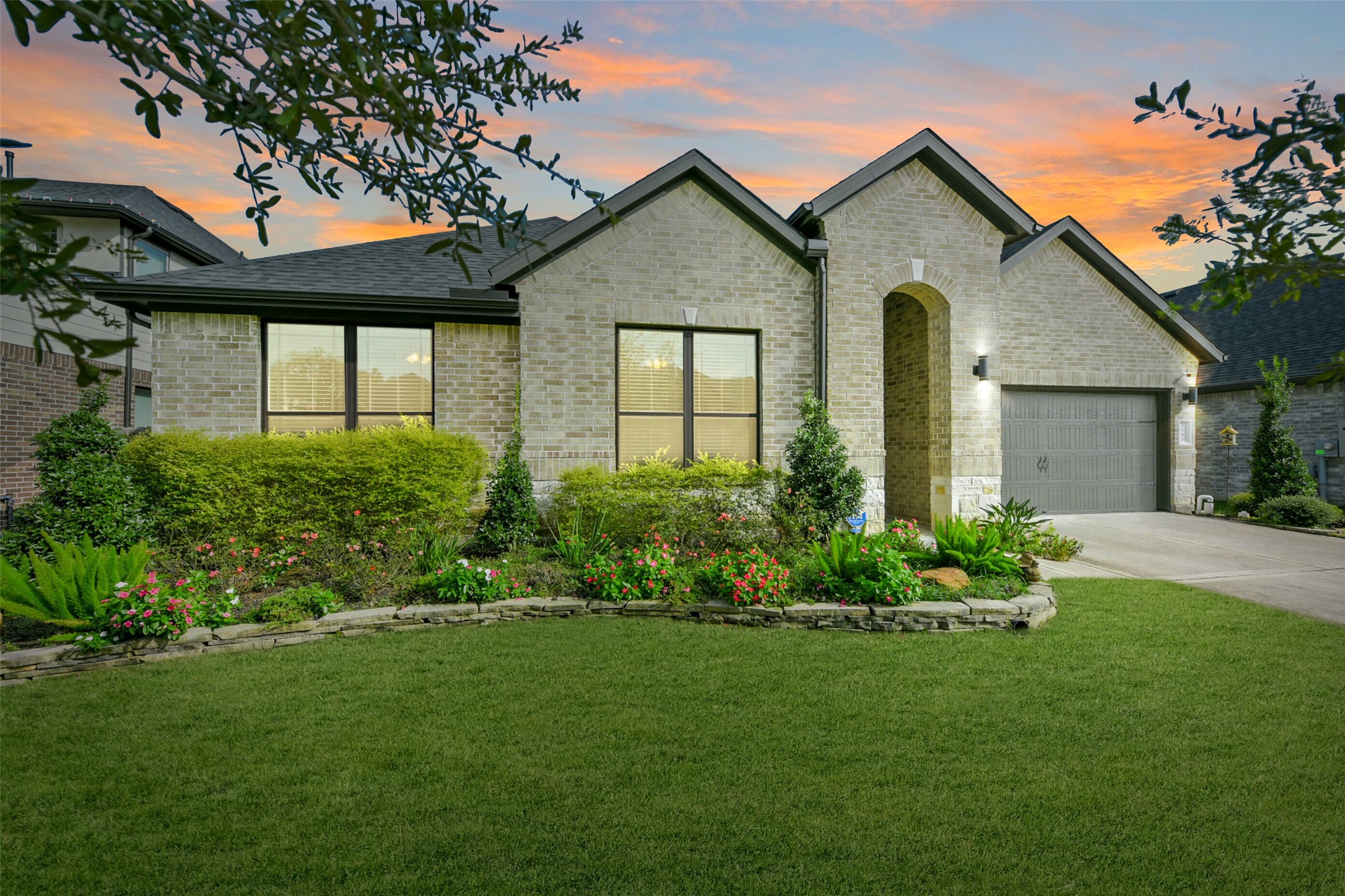2542 Austin Trail Friendswood TX 77546