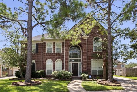 3010 Hidden Mist Court Pearland TX 77584
