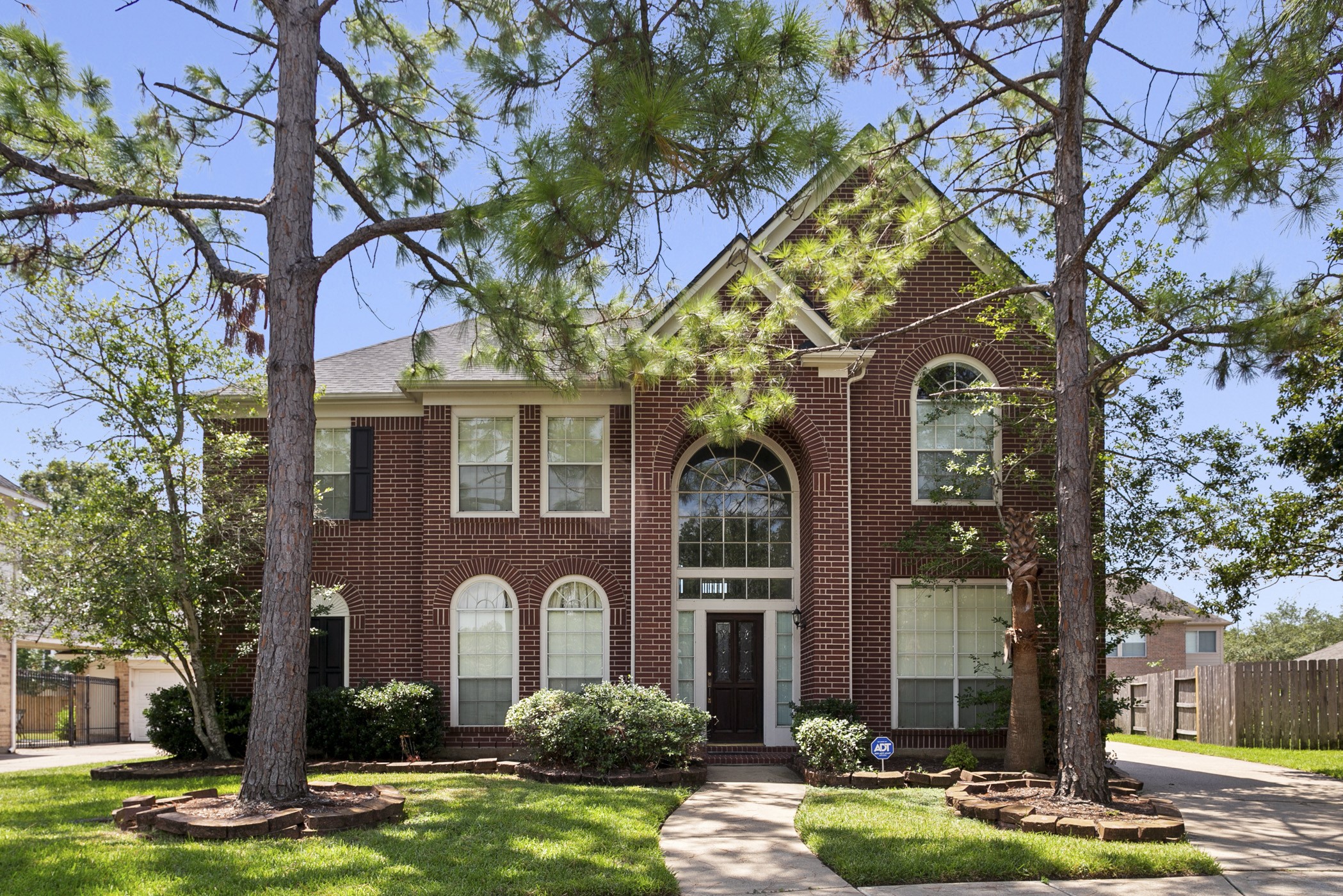 3010 Hidden Mist Court Pearland TX 77584
