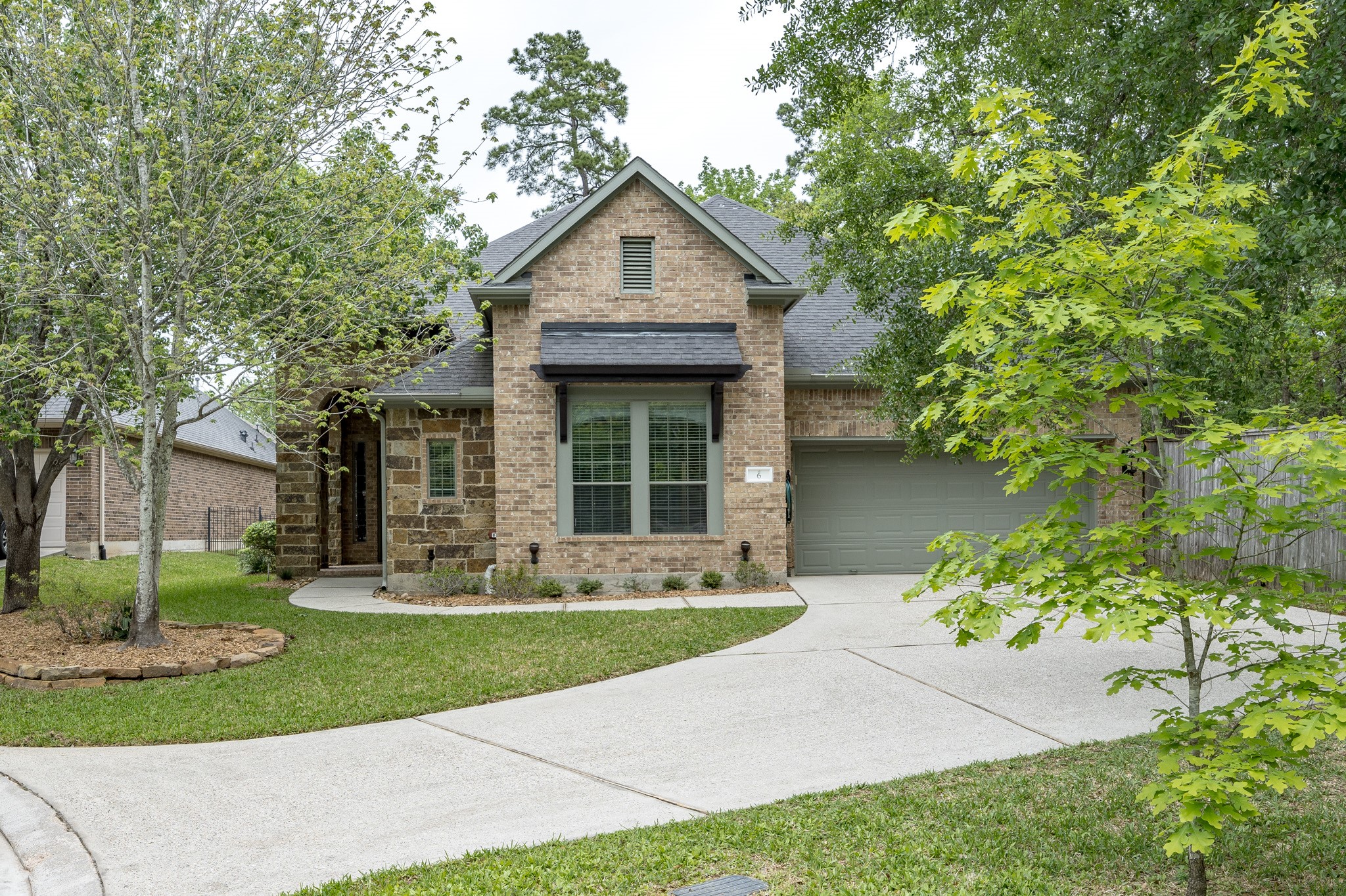 6 S Emory Bend Place Shenandoah TX 77381