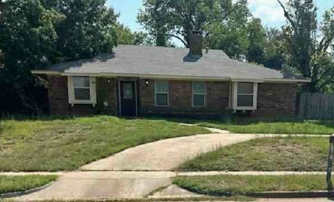 1004 Forest Ridge Drive Bedford TX 76022