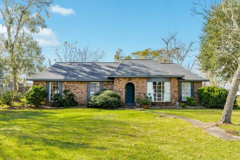 1005 Kent Street Sweeny TX 77480