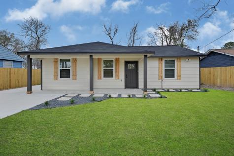8225 Carolwood Drive Houston TX 77028