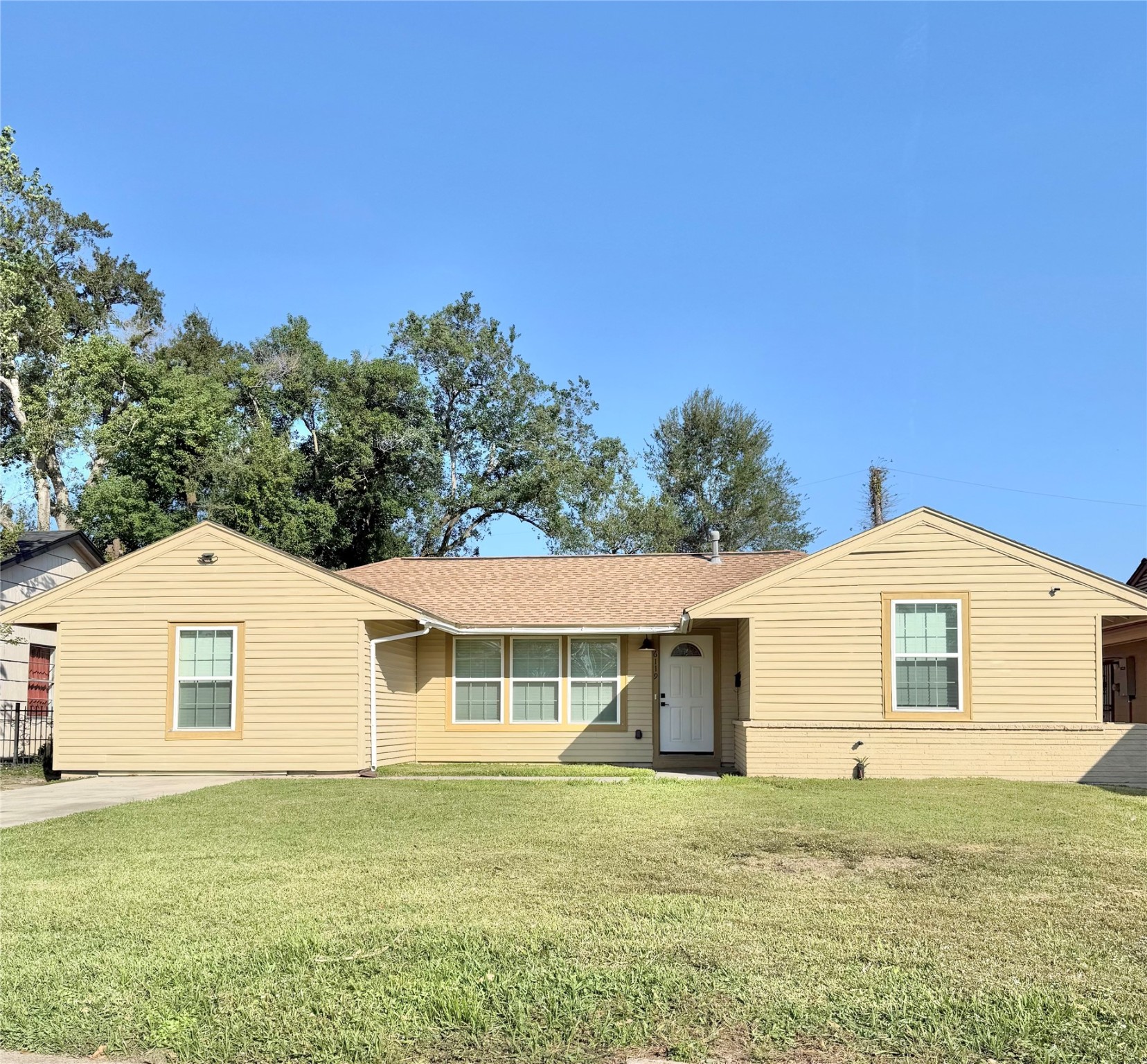 6119 Ridgeway Drive Houston TX 77033