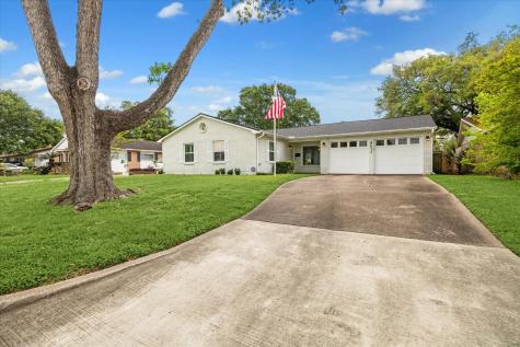 9411 Meadowglen Lane Houston TX 77063