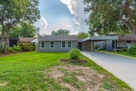 514 S Iowa Street La Porte TX 77571