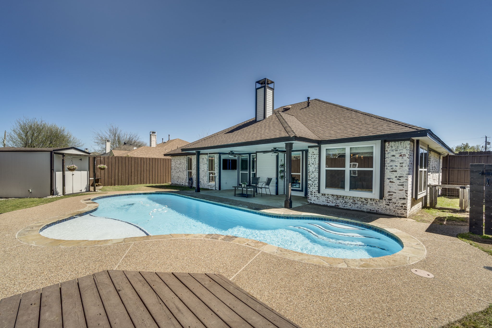 305 Modene Avenue Waxahachie TX 75165