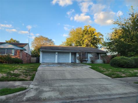 3918 Prudence Drive Houston TX 77045