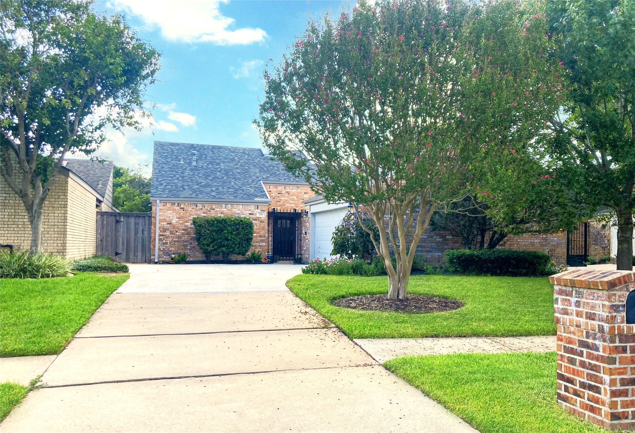 2202 Ashford Hollow Lane Houston TX 77077