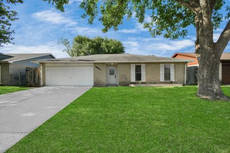 10005 Blue Bird Street La Porte TX 77571
