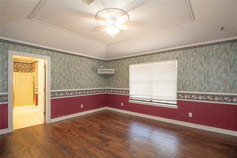 1300 W Church Street 12 Livingston TX 77351