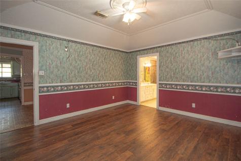 1300 W Church Street 12 Livingston TX 77351