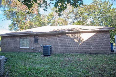 1300 W Church Street 12 Livingston TX 77351