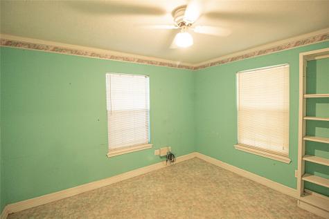 1300 W Church Street 12 Livingston TX 77351