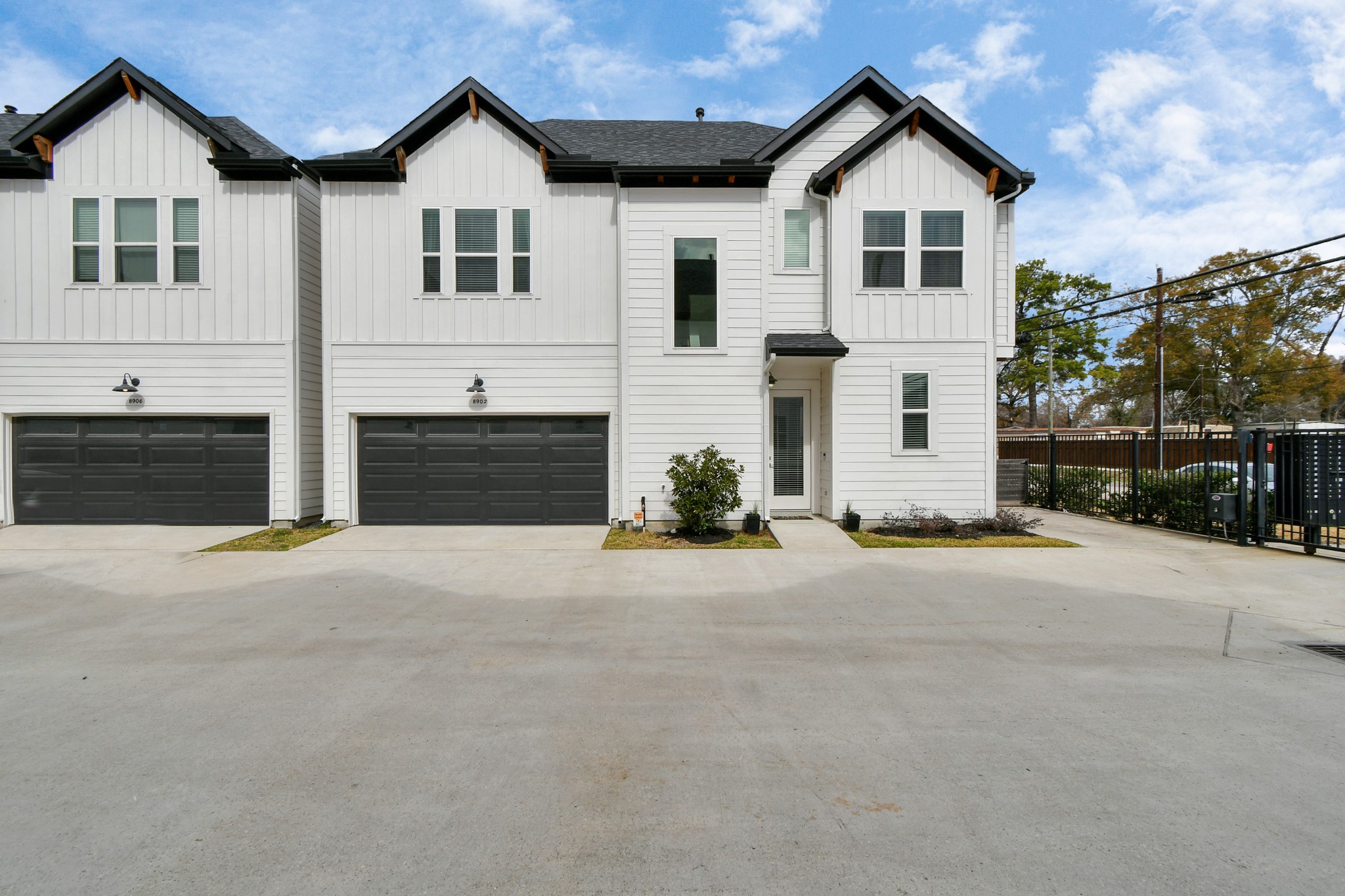 8902 Knoll Villas Street Houston TX 77080