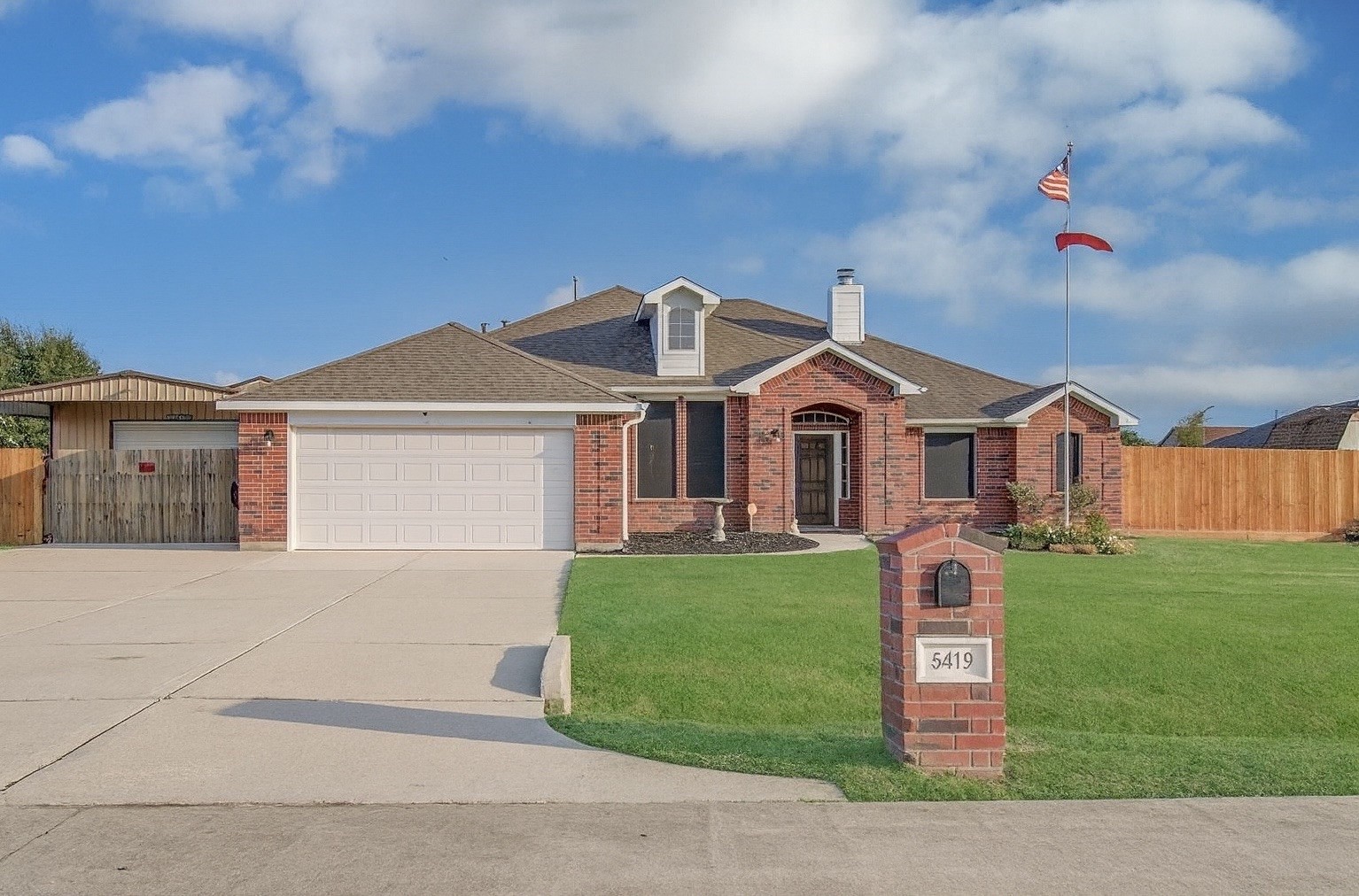5419 Tammy Lane Baytown TX 77523