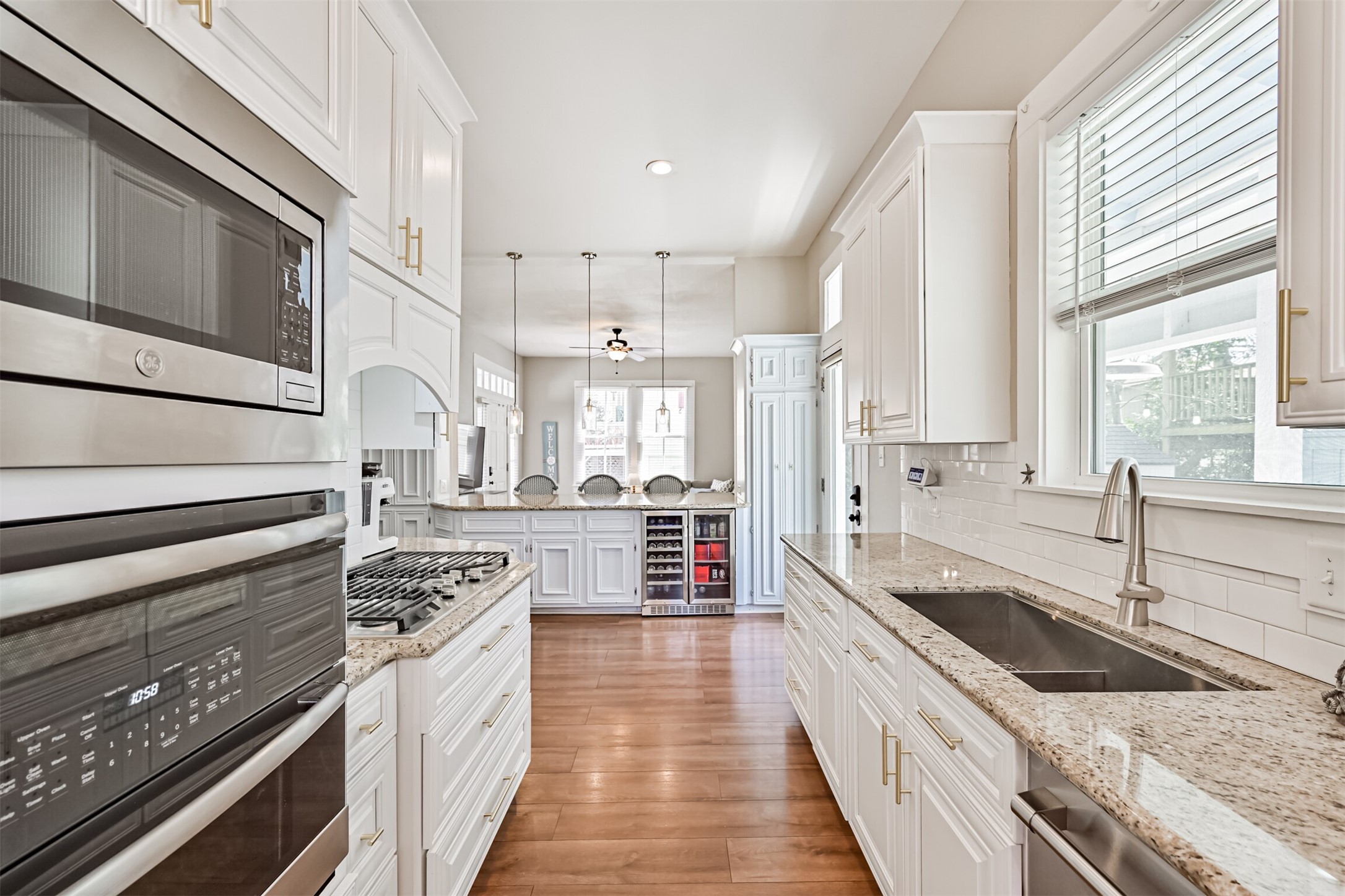 1827 Avenue M Galveston TX 77550