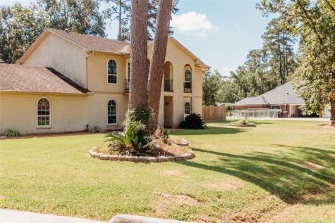 2206 Roman Forest Boulevard New Caney TX 77357