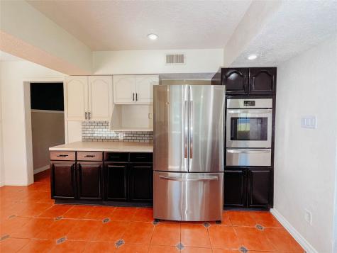 2206 Roman Forest Boulevard New Caney TX 77357