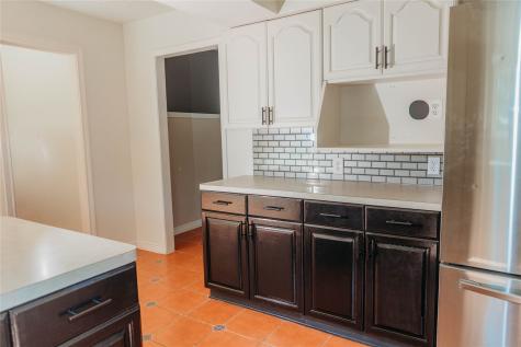 2206 Roman Forest Boulevard New Caney TX 77357