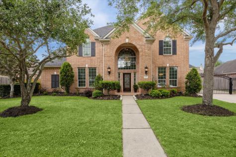 1878 Round Rock Street Friendswood TX 77546