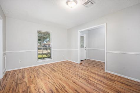 1920 Crooked Creek Lane Pearland TX 77581