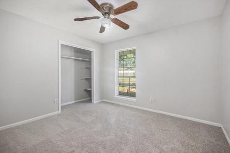 1920 Crooked Creek Lane Pearland TX 77581