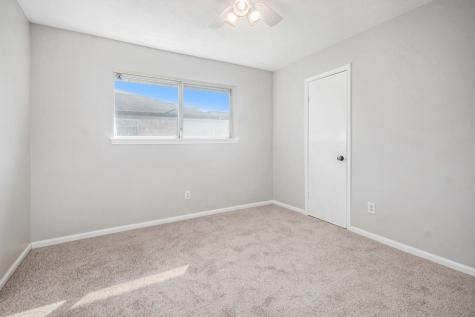 1920 Crooked Creek Lane Pearland TX 77581